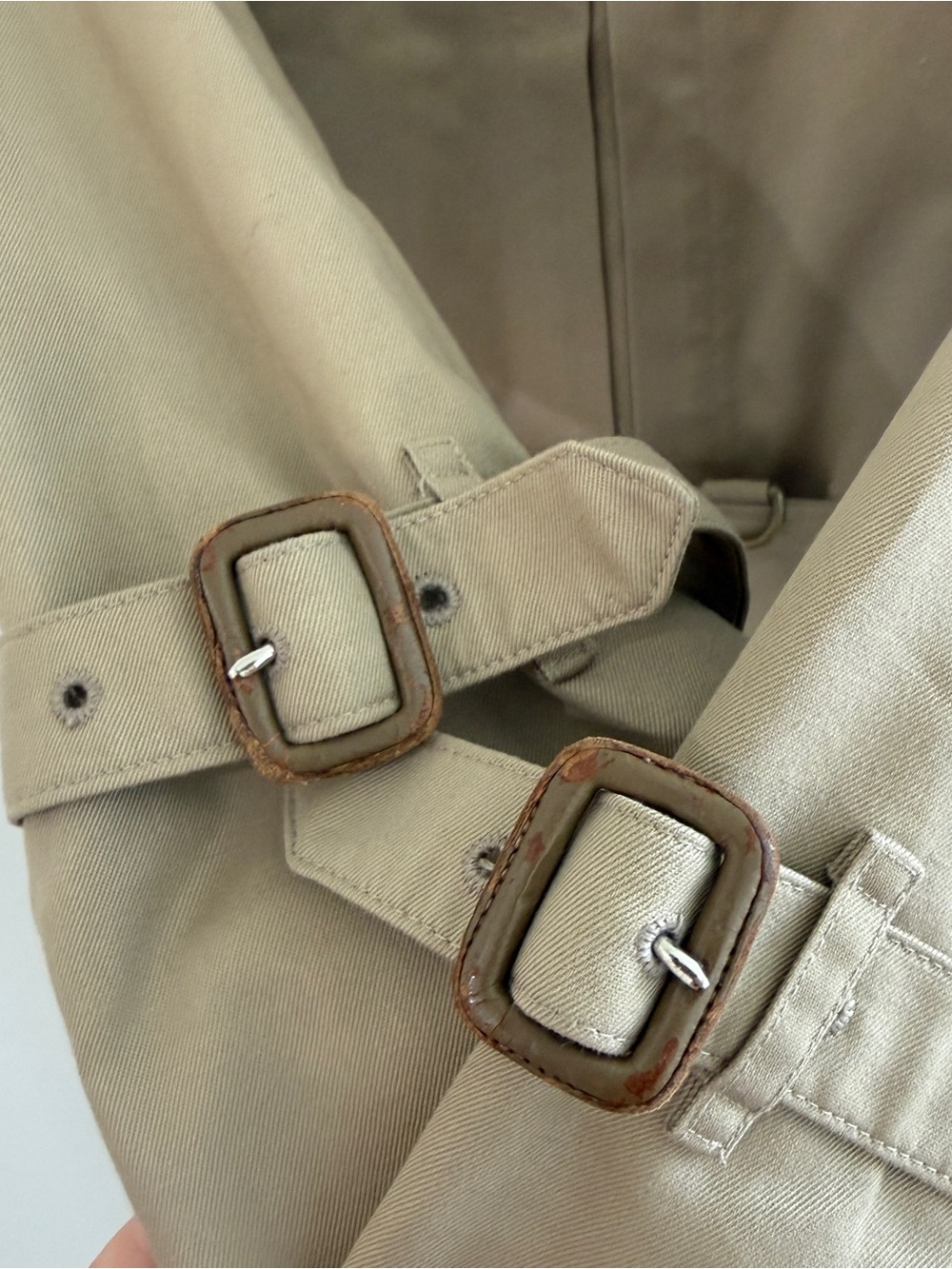 Vintage authentic Burberry trench coat, size Small - Picture 7 of 10
